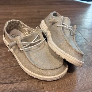 Hey Dude Sparkle Wendy - Size 8